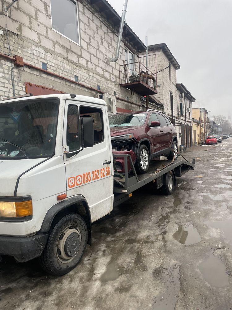Евакуатор Київ