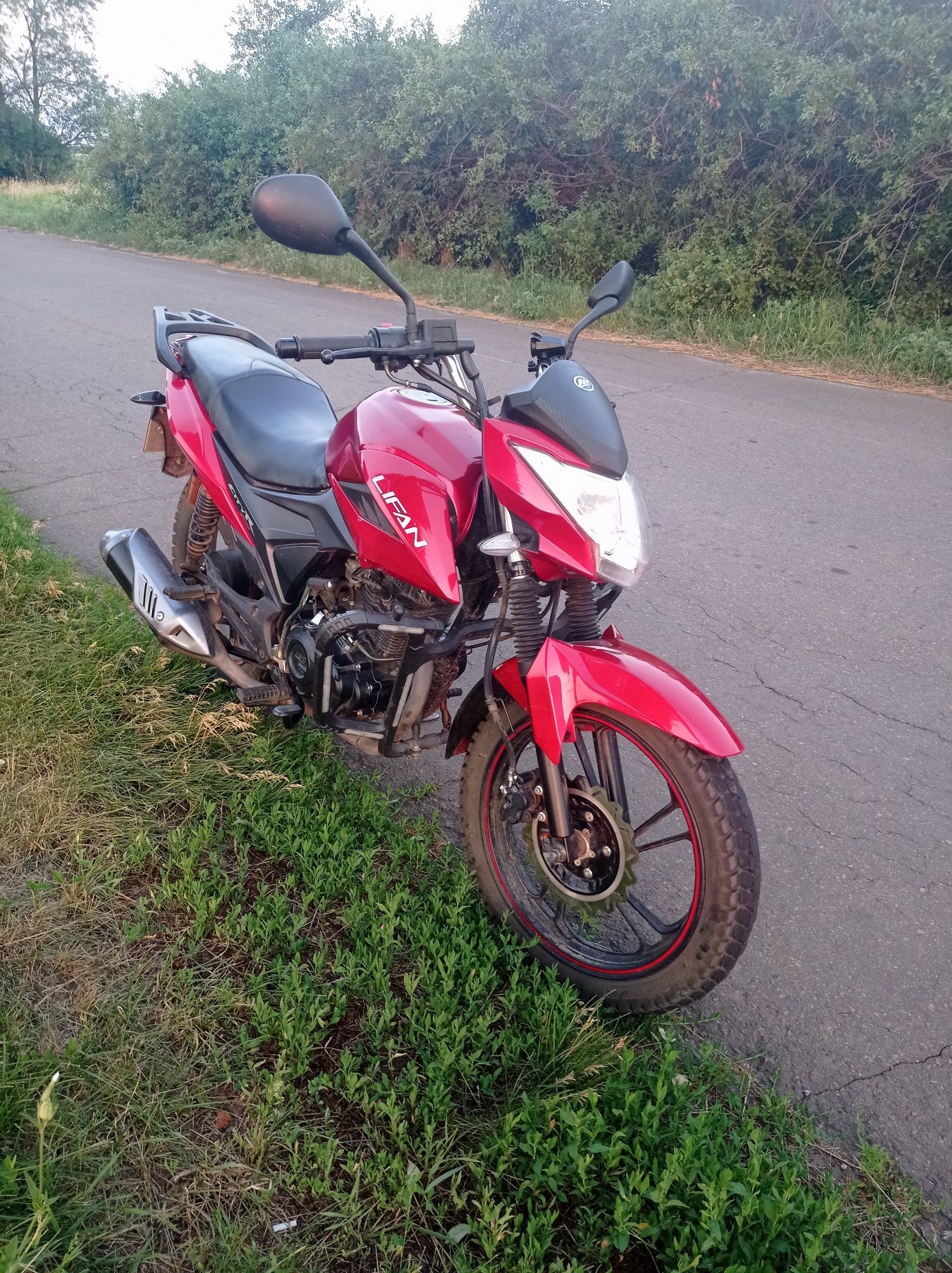 Мотоцикл Lifan CTR 200