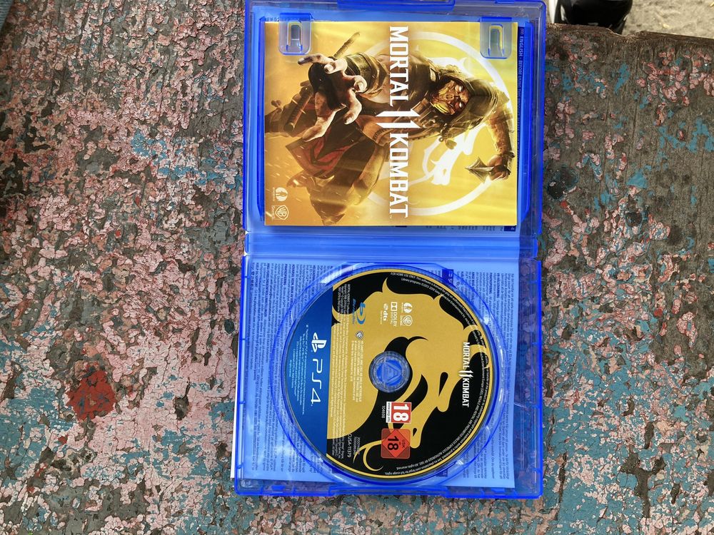 Продам диск Мортал Комбат 11 для ps4