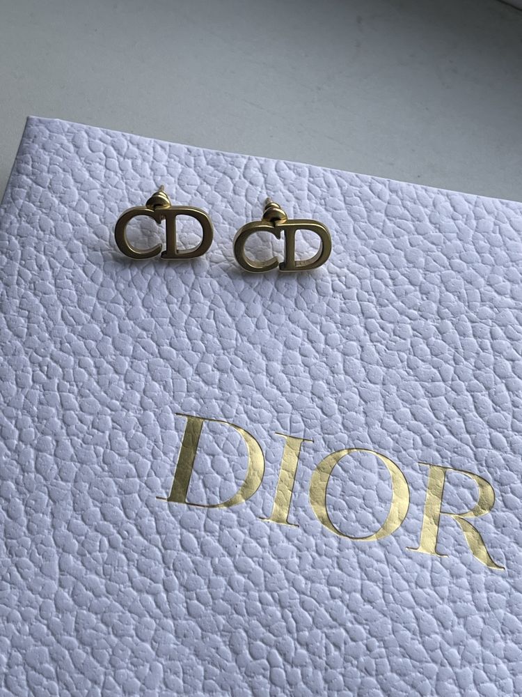 Сережки dior