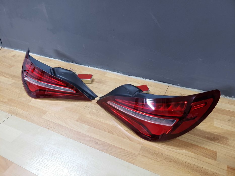 Стопи фонарі на Mercedes  CLA-Class  W117 2013-2016год LCI