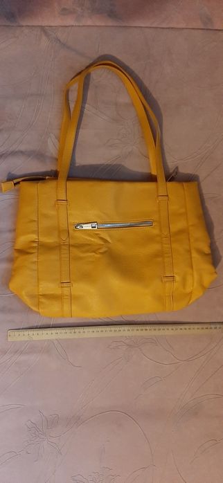 Сумки женские:кожаные и другие,ручные,на плечо,поясная.