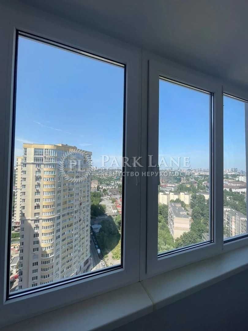 Продаж  ЖК 4 сезони Максимовича 3д М"Васильківська