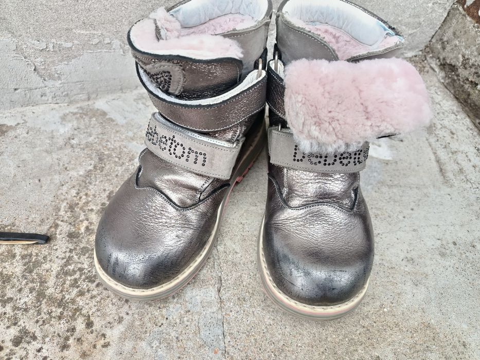 Чоботи зимові на дівчинку 30 р.