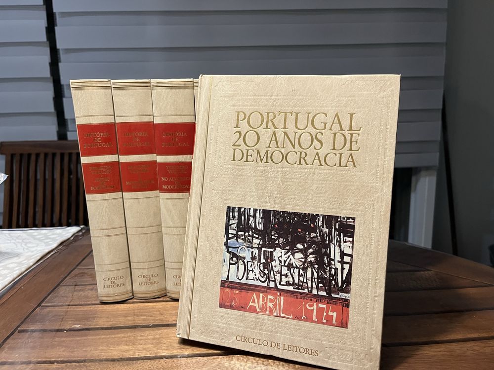Colecão “A Historia de Portugal” + “Portugal: 20 anos de Democracia”
