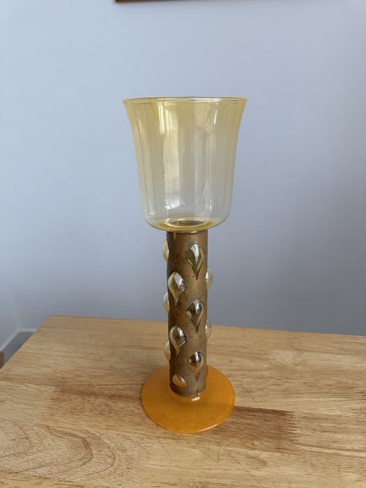 Kielichowy świecznik. Szkło + mosiądz.