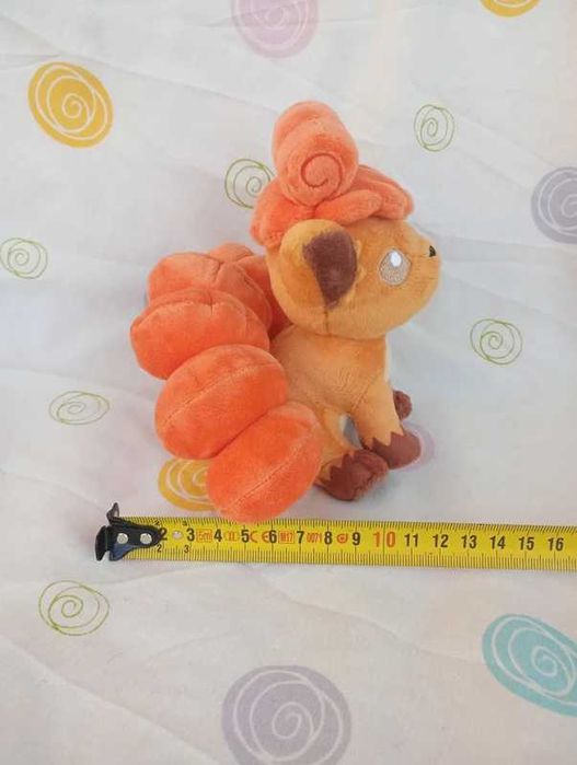 pokémon peluche Vulpix do Pokémon center