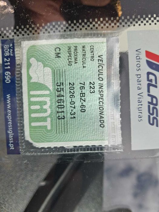 Carro impecável em muito bom estado