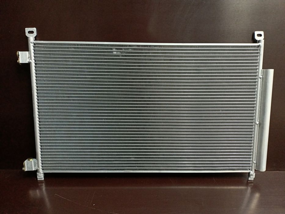 Радиатор кондиционера Nissan Rogue 2014 2016 2017 2018 2020 нисан рог