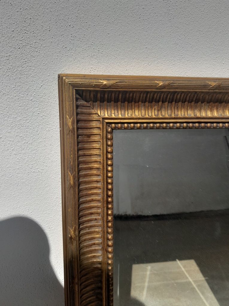 Espelho dourado rectangular