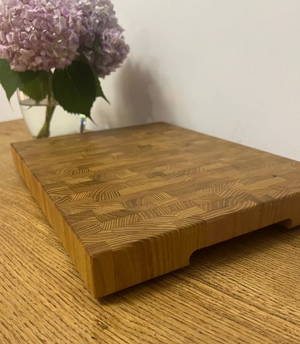 З Акації — торцева кухонна дошка