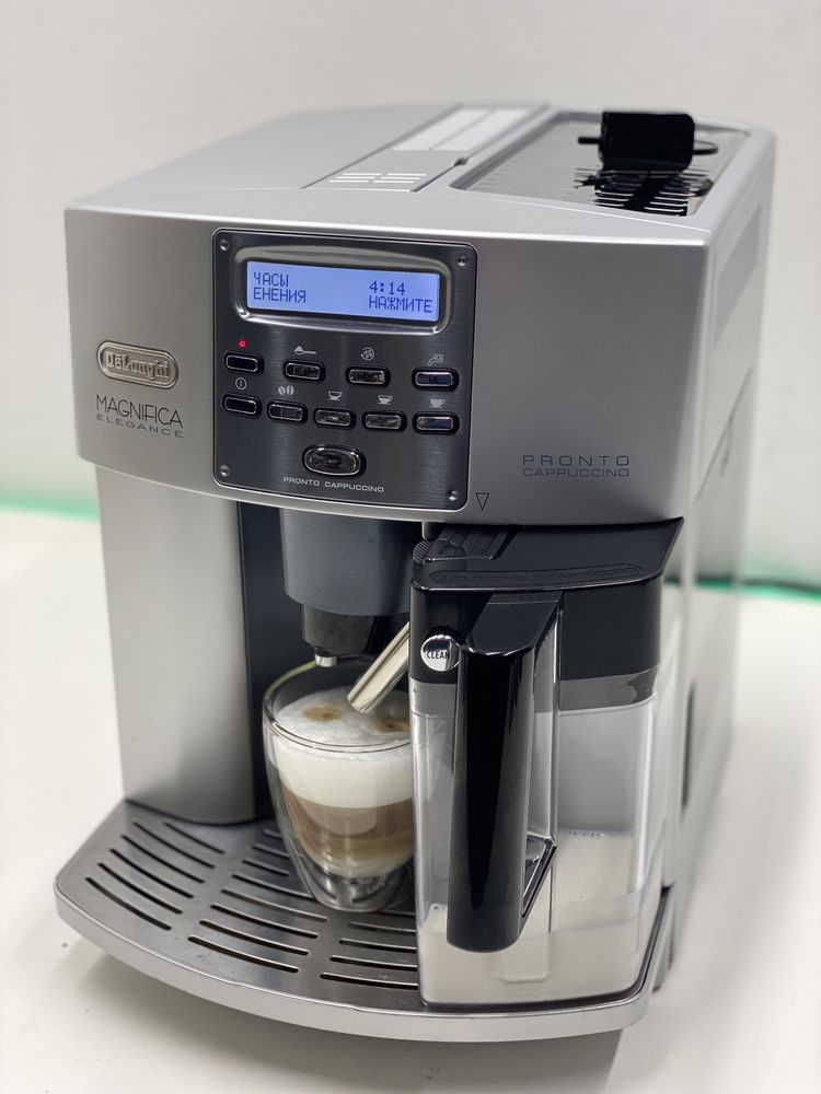 Кавоварка Delonghi Magnifica cappuccino