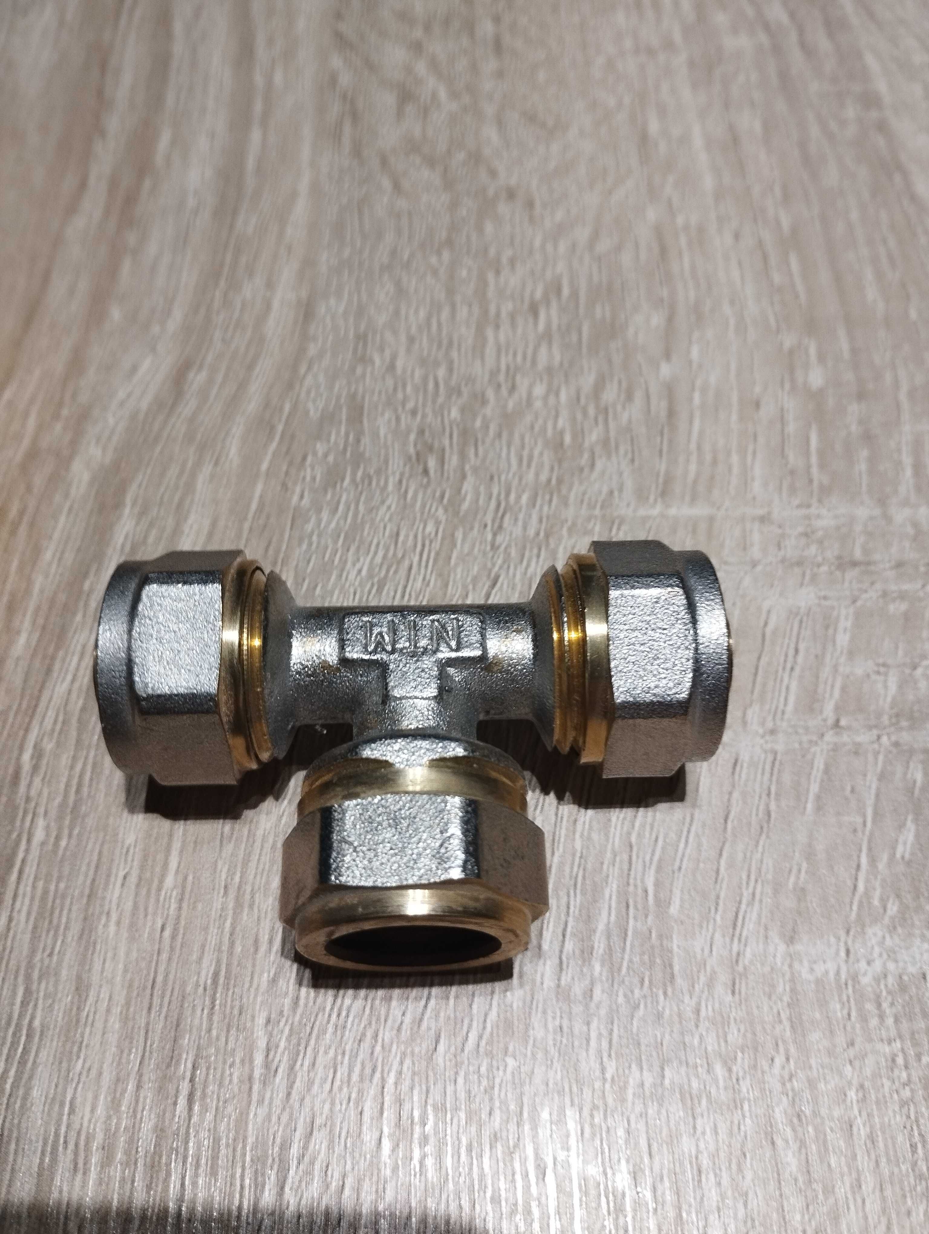 TROJNIK PEX 16x16x16 mm.