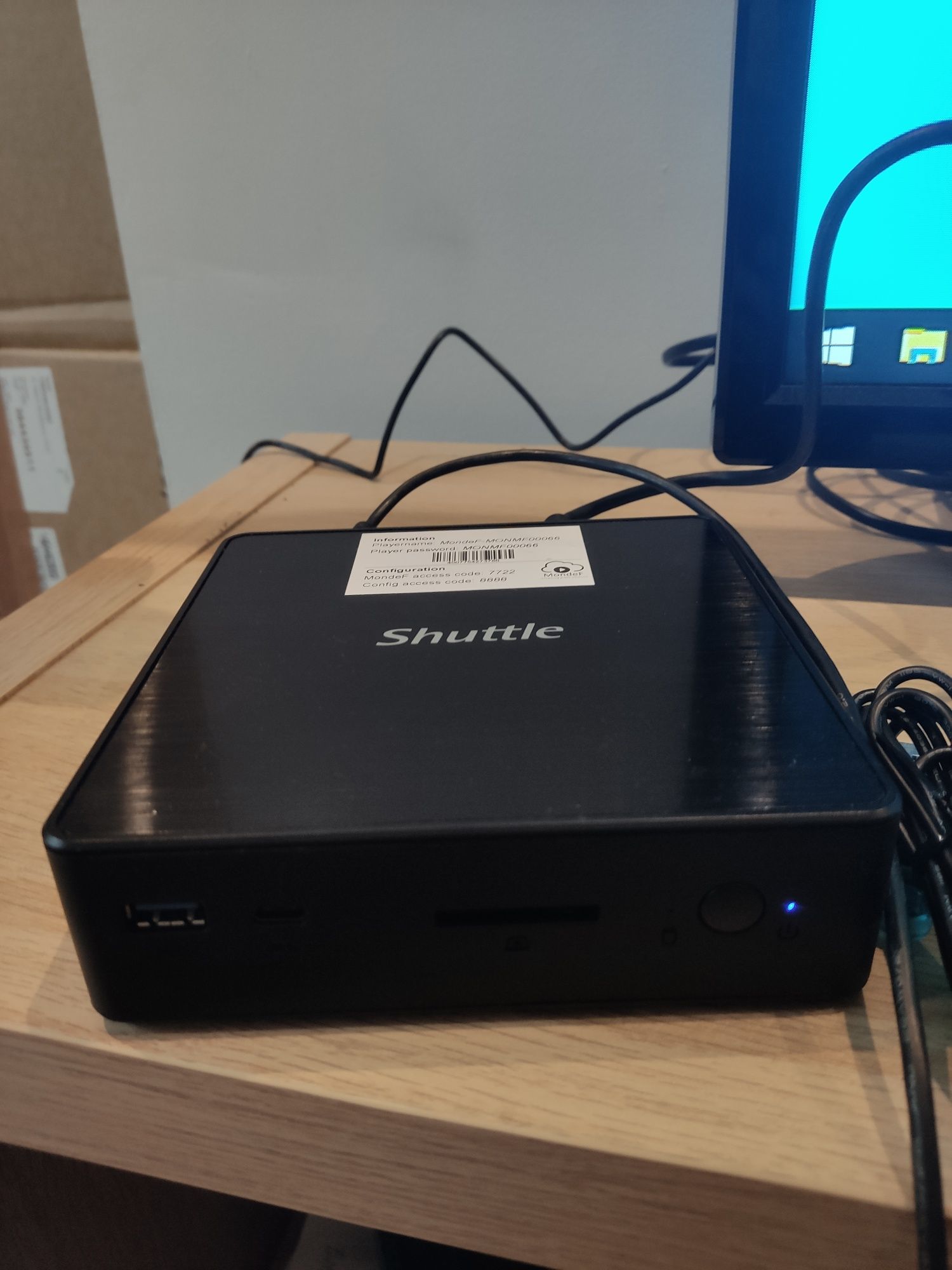 Mini komputer Intel 128/4 wifi