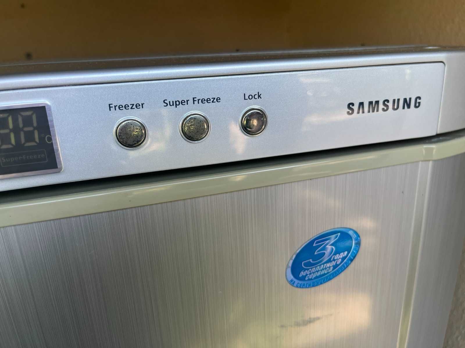 Продам холодильник Samsung NO FROST