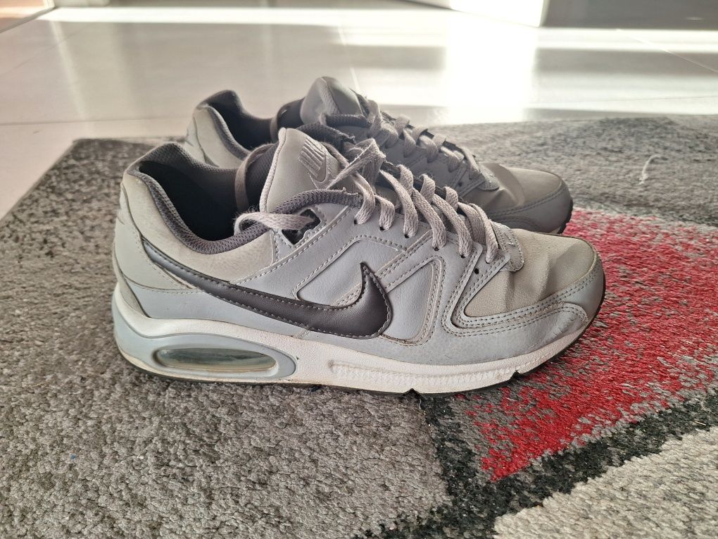 Nike Air Max Command leather..Rozm.42,5