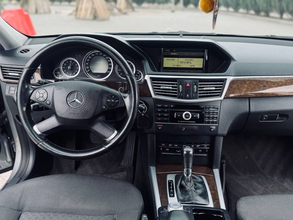 Продам Мерседес Е 220 CDI, автомат