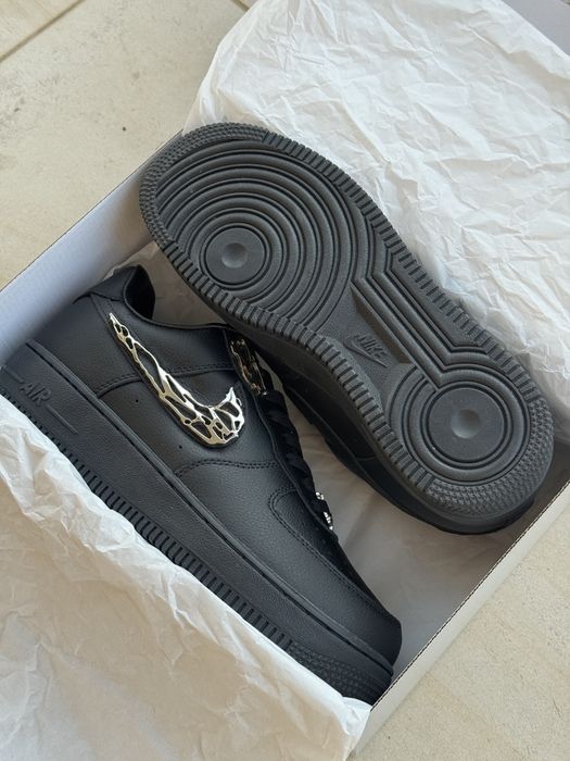 Nike Air Force 1 Low BLACK ‘Molten Metal Swoosh ‘