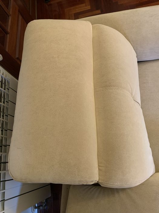 Sofá grande, forte, robusto e bom -Como novo!