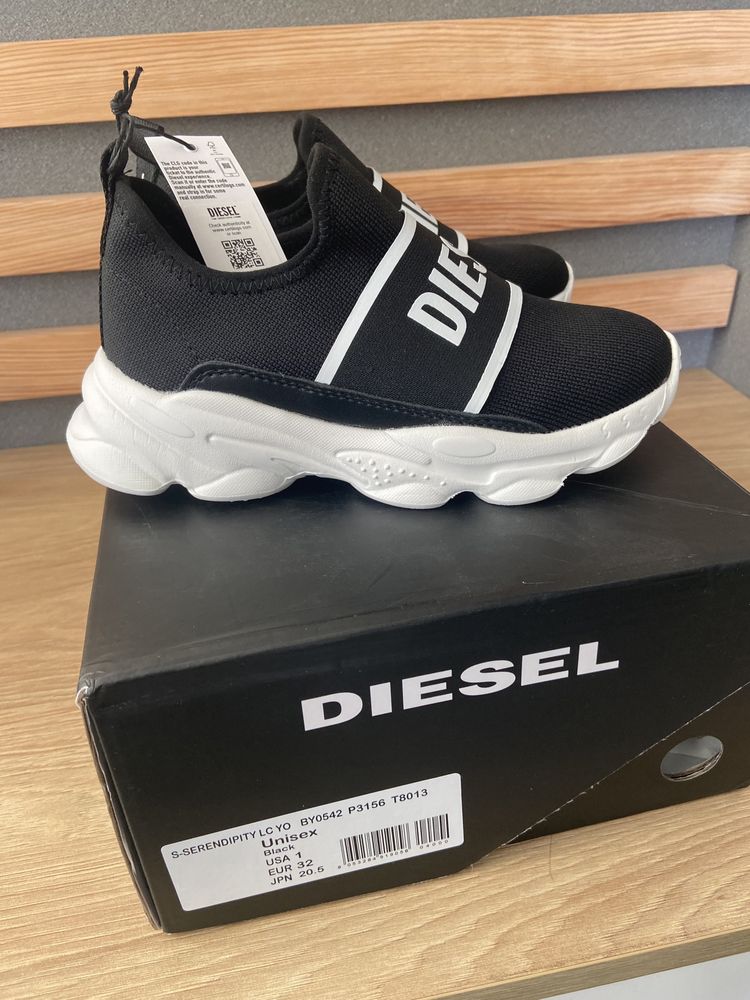 Детские кроссовки DIESEL