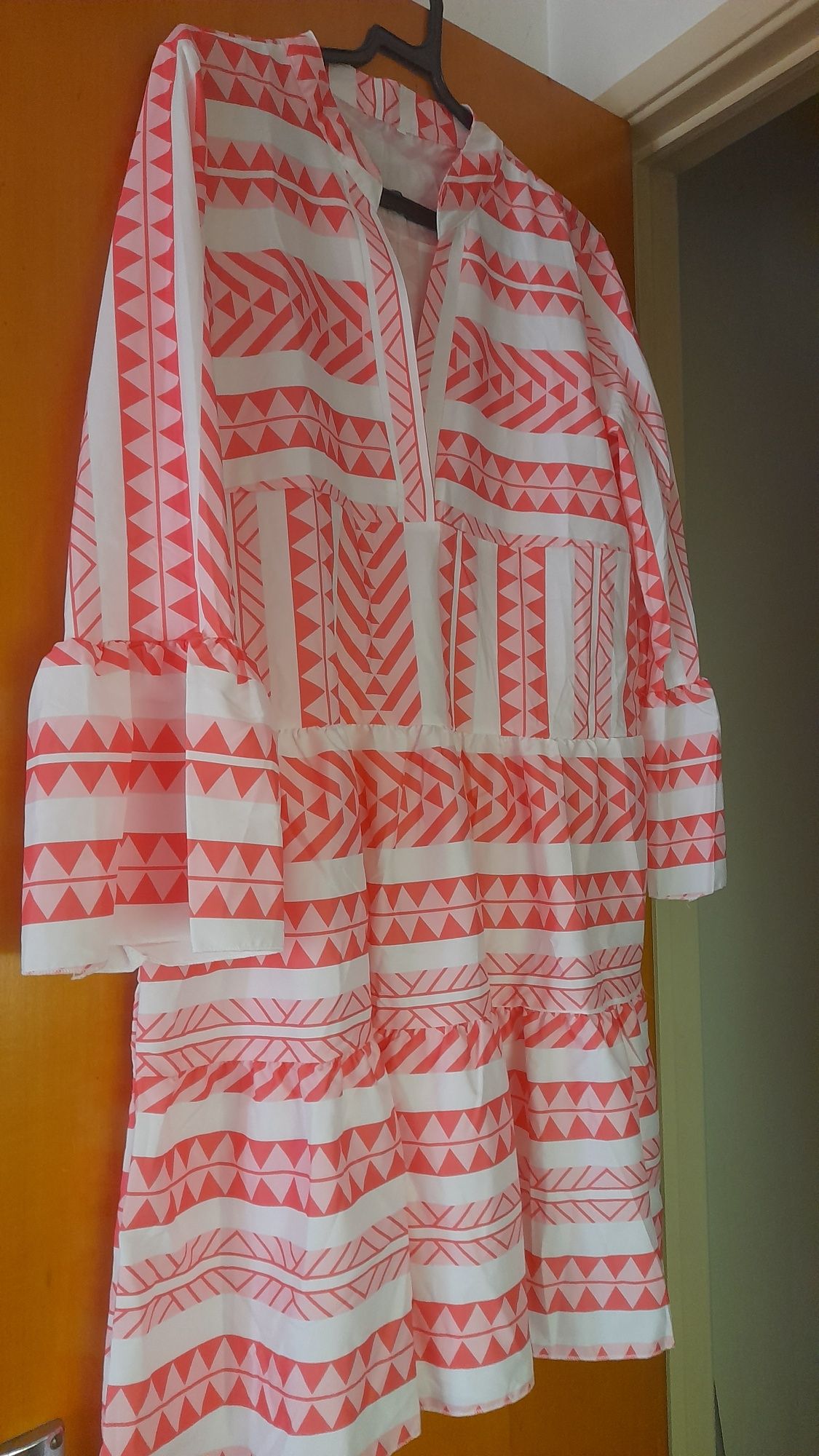 Vestido rosa choc tamanho L / XL. - Artigo Novo sem etiqueta