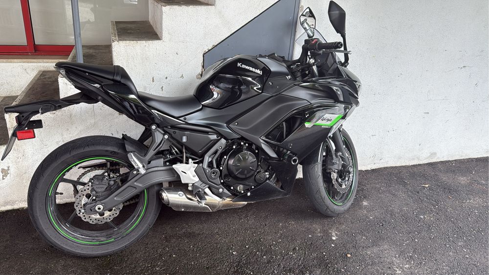 Mota kawasaki ninja 650CC
