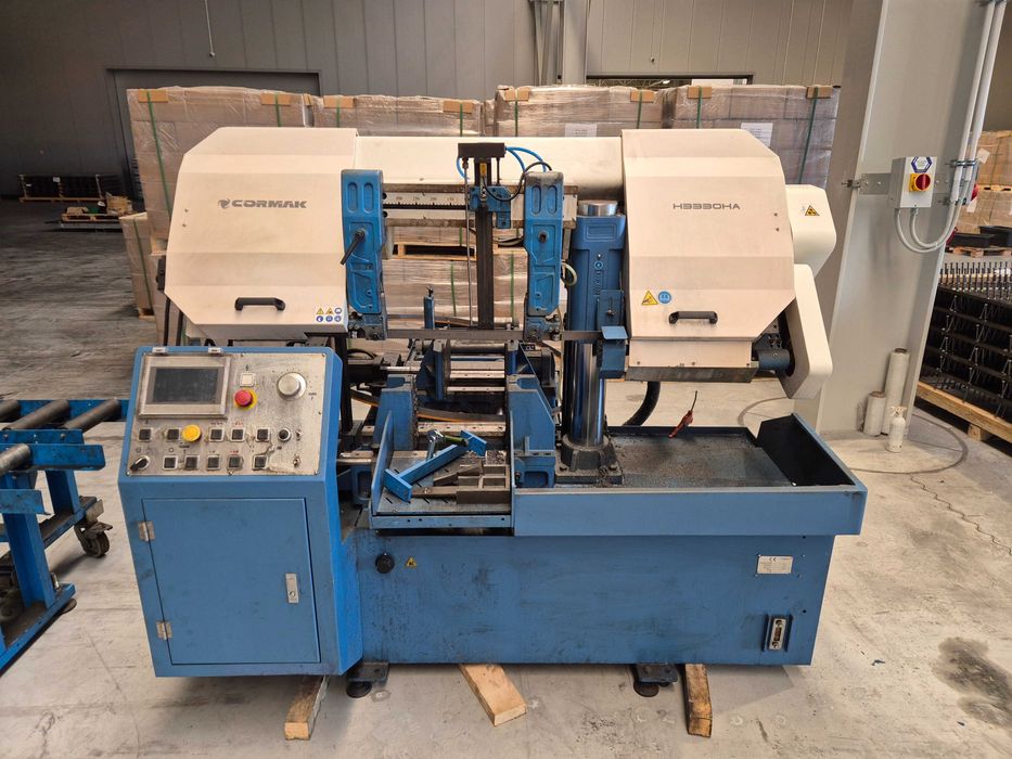 Automatyczna, kolumnowa przecinarka taśmowa piła do metalu CORMAK C33