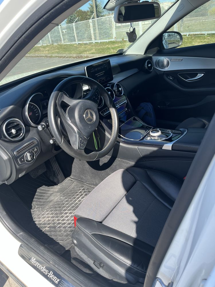 Mercede Benz C klasa W205 benz 2.0 2016r