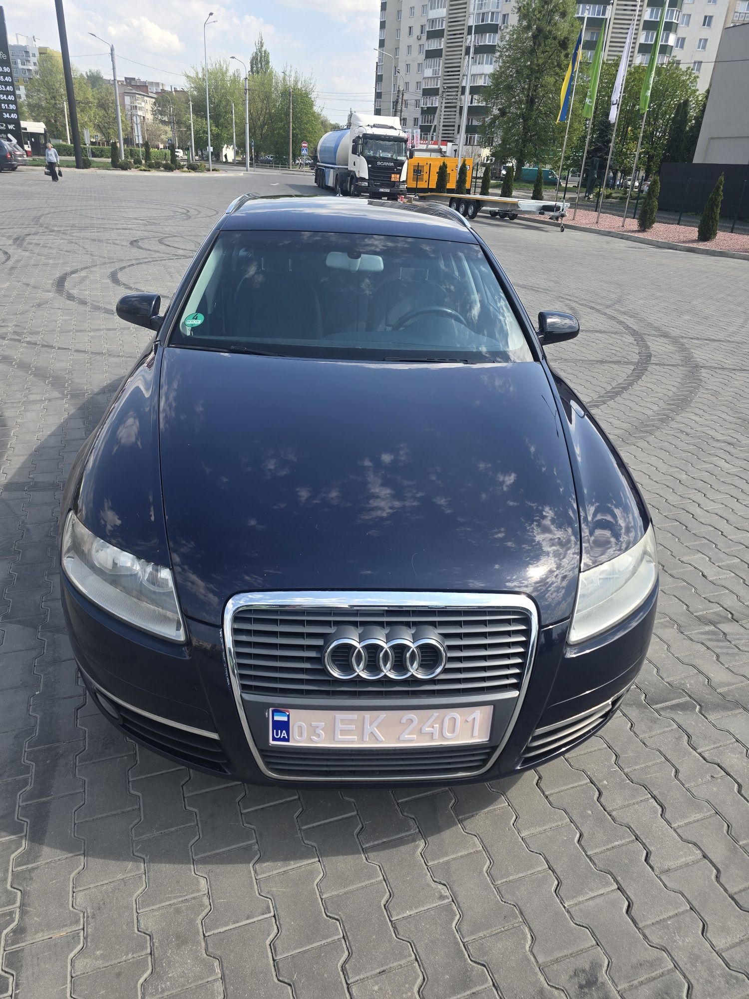 Audi А6 С6
2006.року
2.0 бензин 125кВт-170к.с.
GPS навігація, датчики