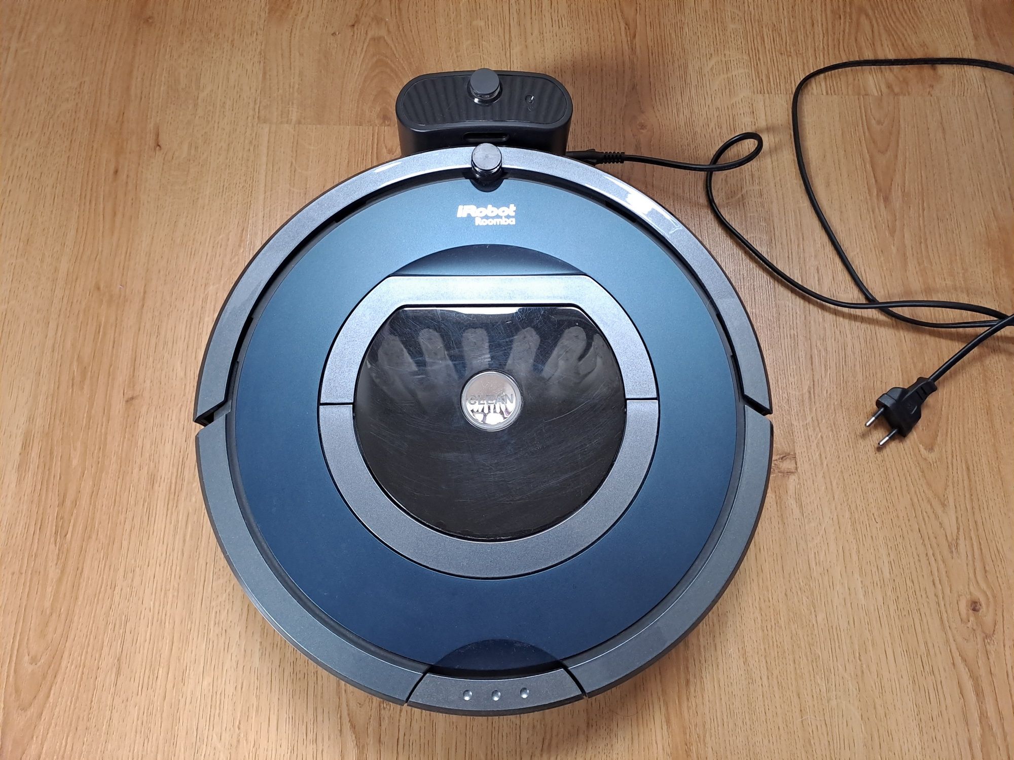 iRobot Roomba 700