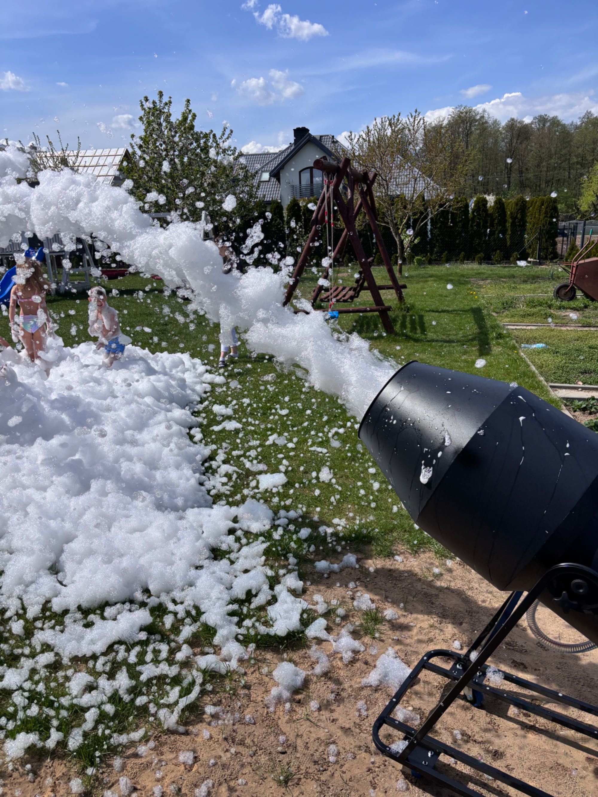 Dumachańce Dmuchana Zjeżdżalnia Bubble House Piana Party Urodziny