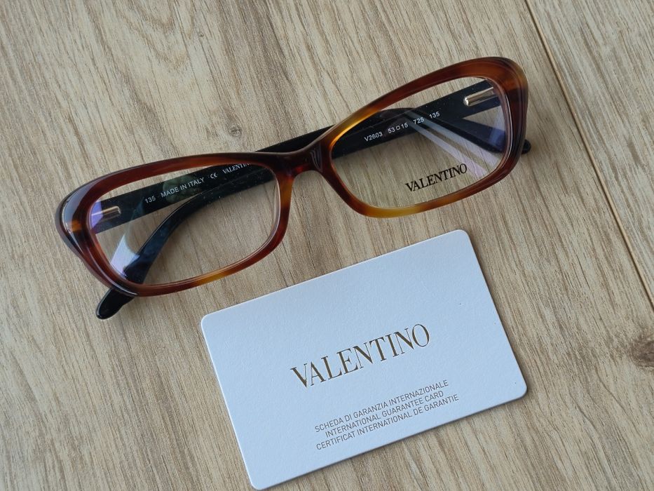 Вузьки жіночі оправи в колорі  Havana Blonde V 2603 від Valentino!