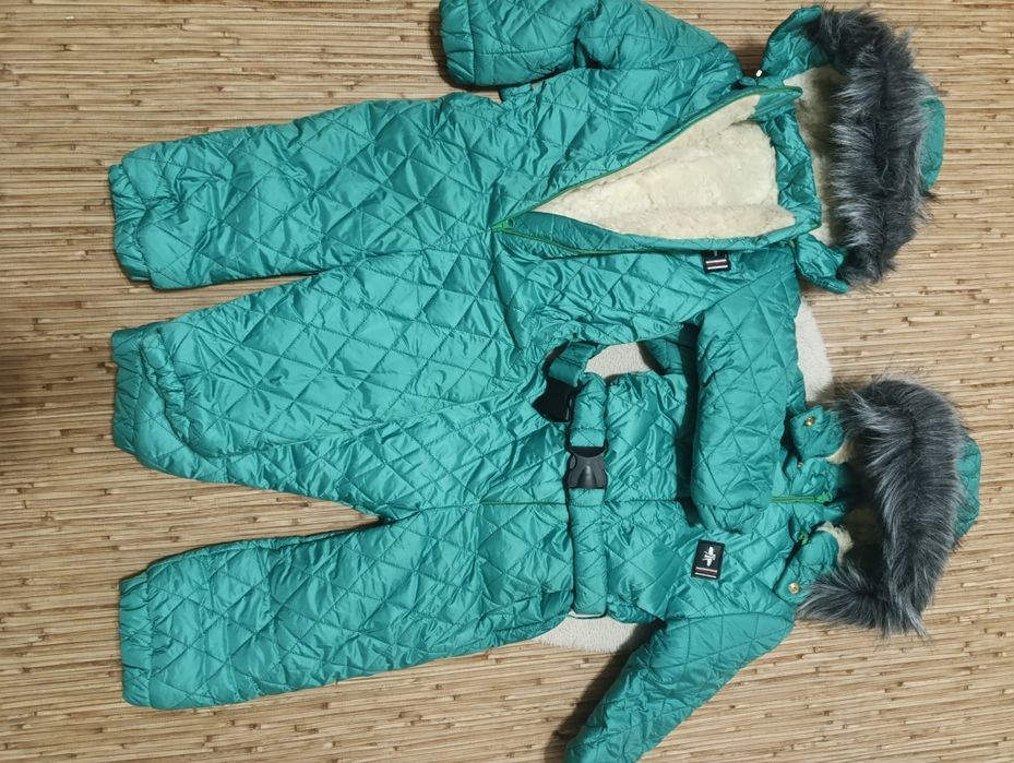 Зимові суцільні комбінезони 92,98