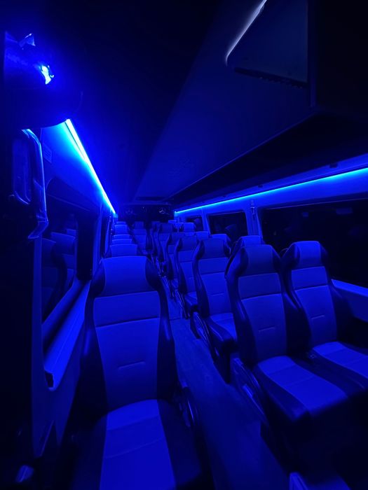 mini bus 22 lugares