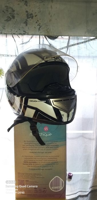 Capacete usado mas em bom estado.