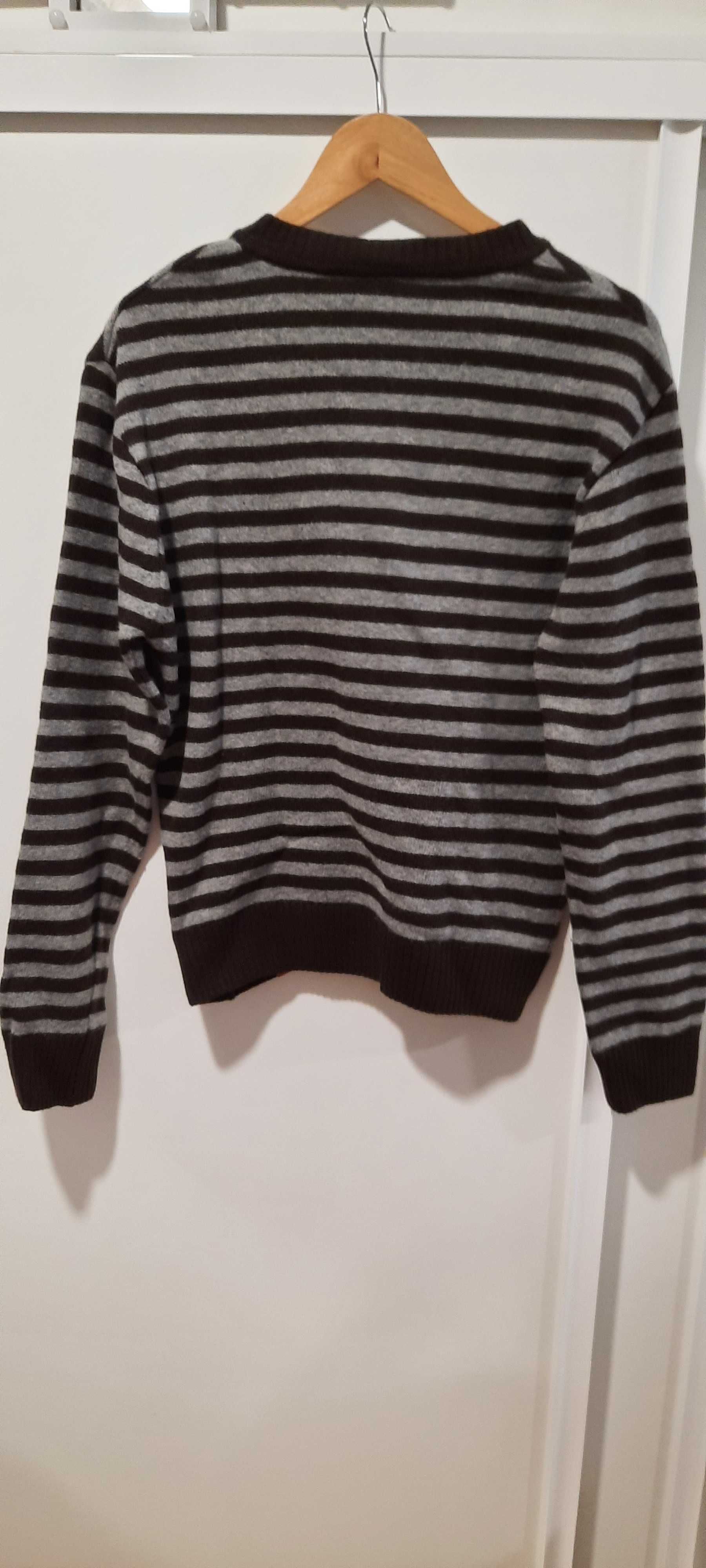 Pullover de lã, da marca SMF. Tam M