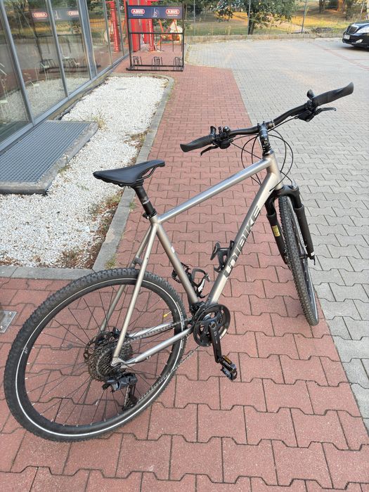 Rower Unibike Xenon 2024 rozmiar: 23" uzywany 1 rok