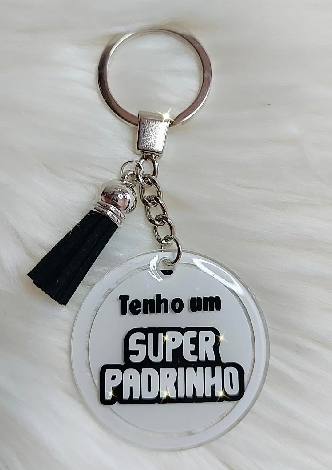 Porta chaves com frases.