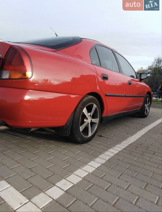 Mitsubishi carisma