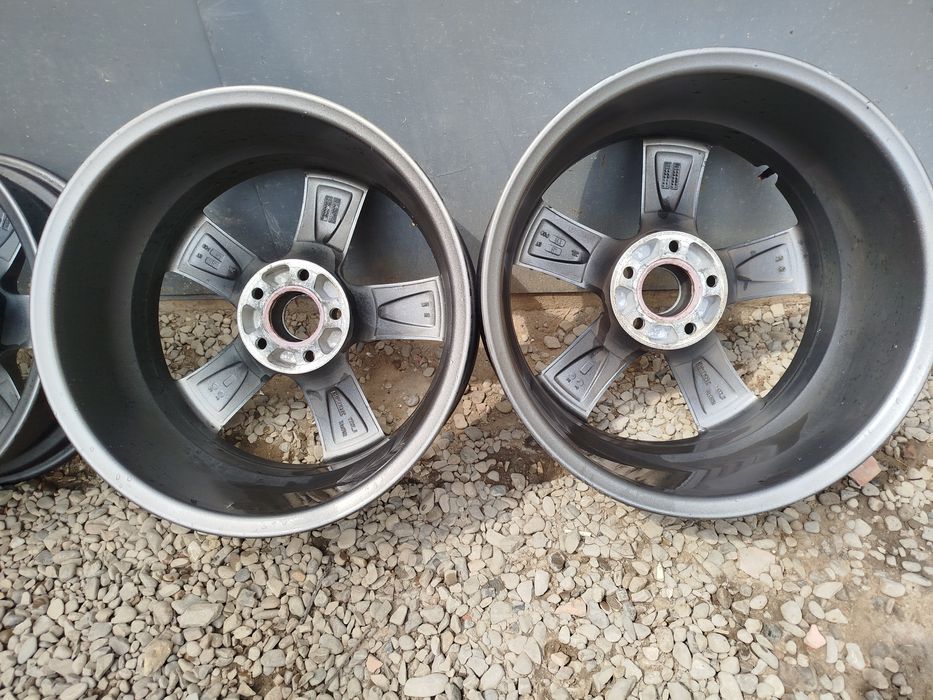 Легкосплавні диски R17 5/108 оригінал