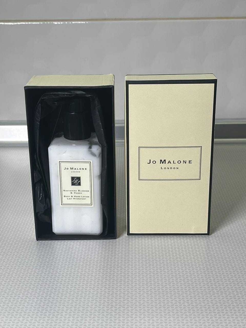 Лосьйон Jo Malone Nectarine Blossom and Honey Body