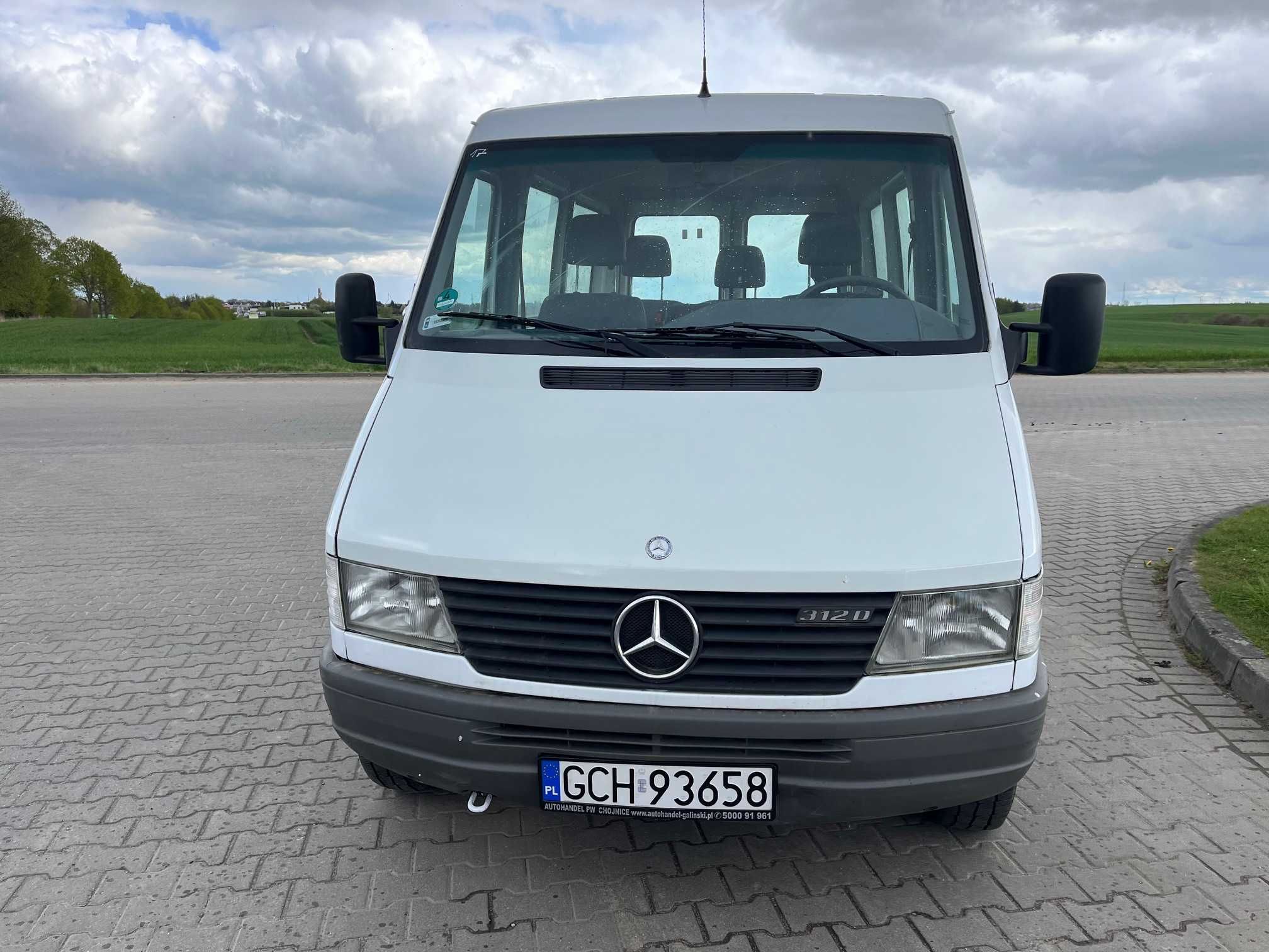 Mercedes Sprinter 2,9 TD 122 PS Klima 9 Osób