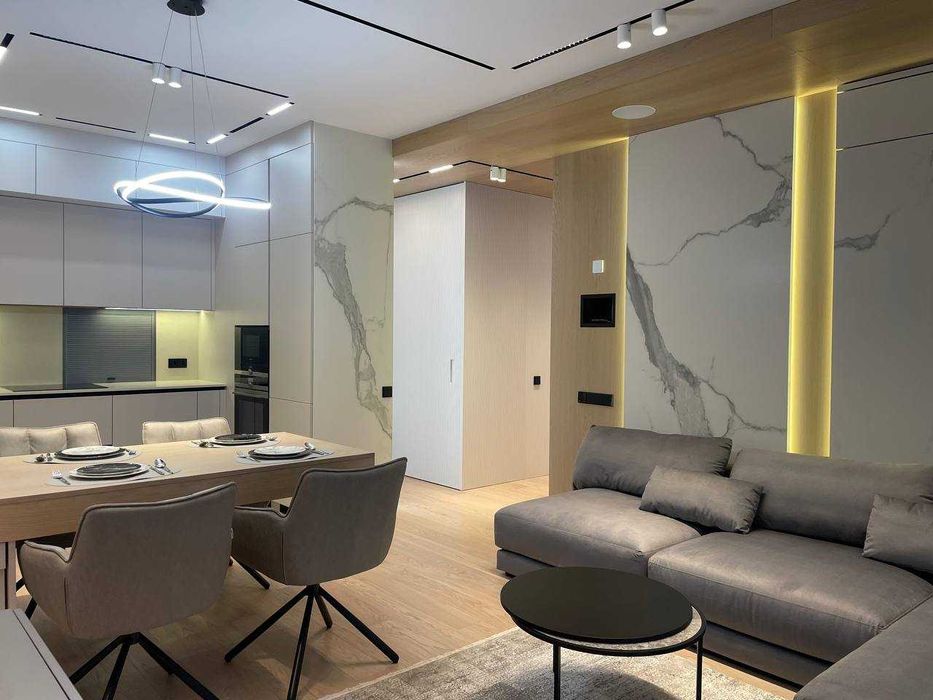 Продам Квартиру на Иоанна Павла II  12