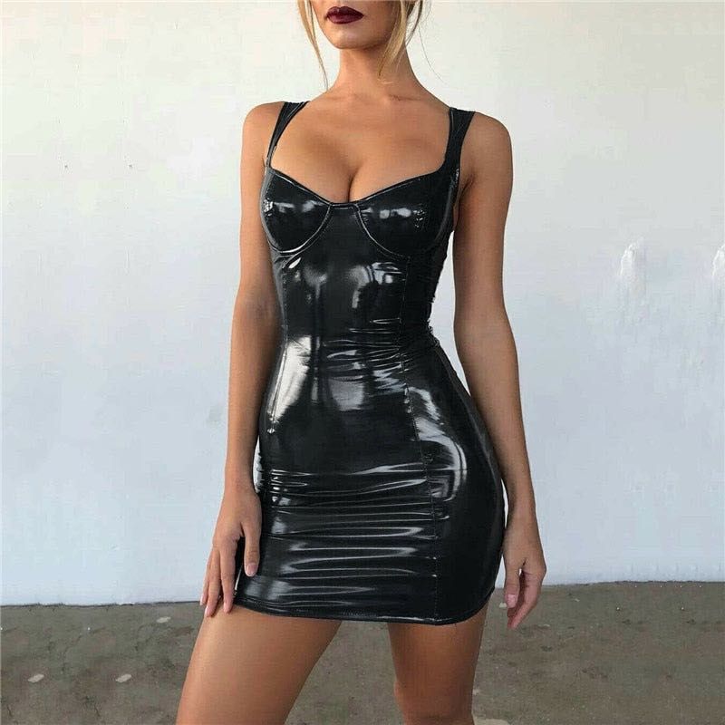 vestido de látex colado