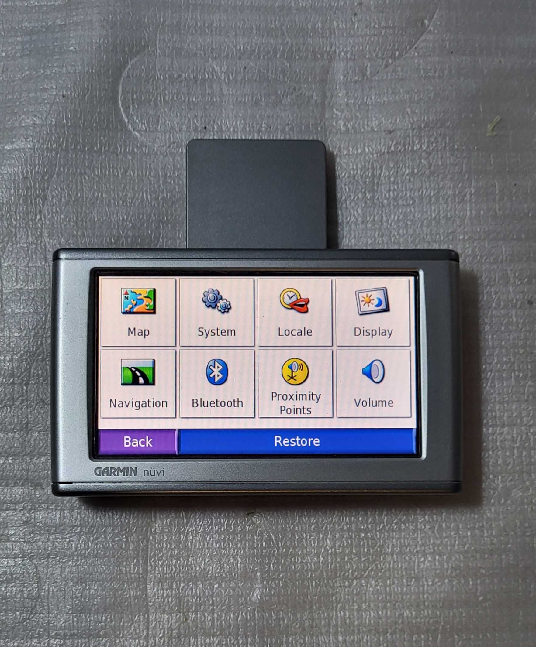 Авто GPS навигатор Garmin Nuvi 610