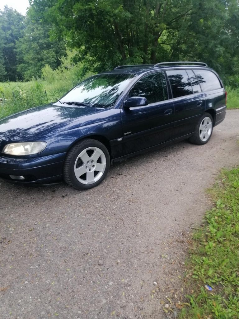 Opel Omega 3.2V6 stan kolekcjonerski
