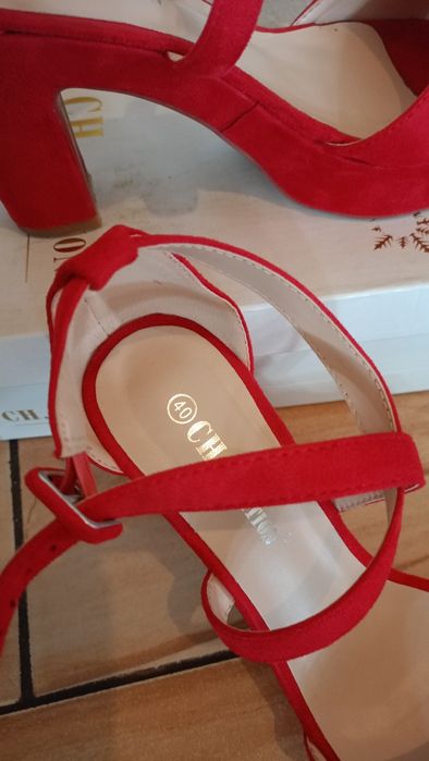 Buty obcas koturn sandały