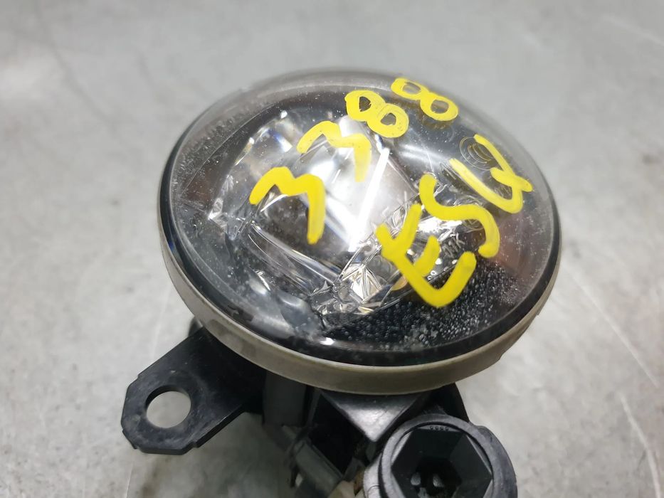 Farol nevoeiro frente esquerdo FORD Kuga III (DFK)