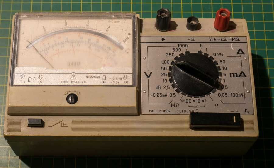 Miernik wielofunkcyjny analogowy C4317