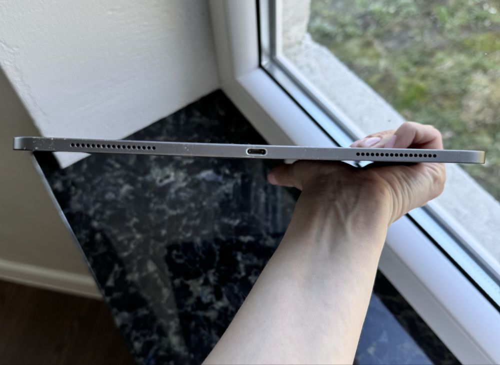 Apple iPad Pro 3 gen. 12.9" A1876 256GB WiFi бат. 88% на запчастини